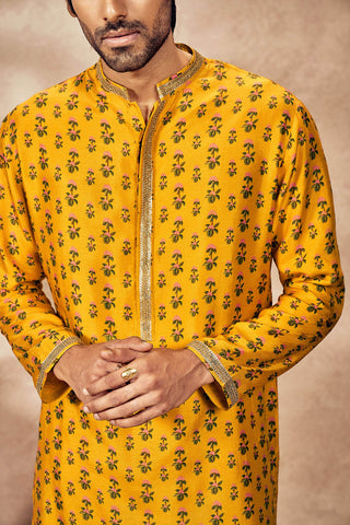 Yellow Pixie Dust Kurta And Pants by House Of Masaba Men, available on Indiaspopup.com