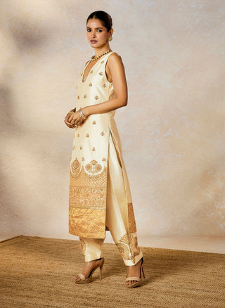 Ivory kalakand kurta and salwar set