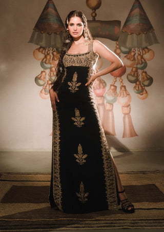 Black Anjeer Pak Gown by House Of Masaba, available on Indiaspopup.com