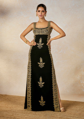 Black anjeer pak gown