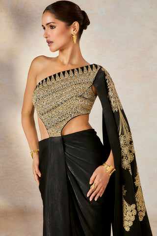 Black kala-khatta sari gown