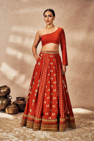 Rust Foil Lehenga Set by House Of Masaba, available on Indiaspopup.com