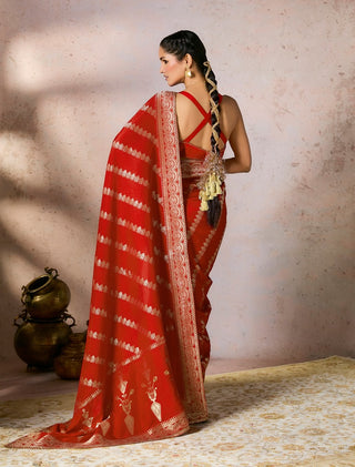 Red Jacquard Sari And Blouse by House Of Masaba, available on Indiaspopup.com