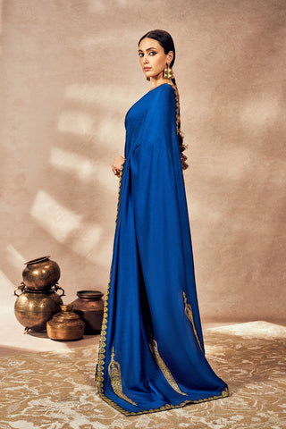 Blue Potters Touch Sari And Blouse by House Of Masaba, available on Indiaspopup.com