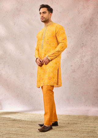 House Of Masaba Men Son Patissa Mustard Kurta available on indiaspopup