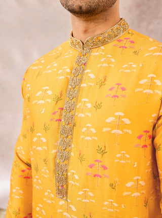 House Of Masaba Men Son Patissa Mustard Kurta available on indiaspopup