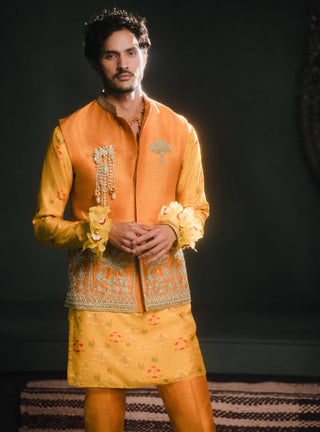 Mustard Son Patissa Bundi Set by House Of Masaba Men available on Indiaspopup.com