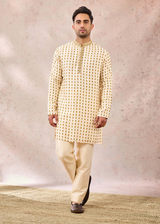 House Of Masaba Men Ivory Kalakand Kurta available on indiaspopup