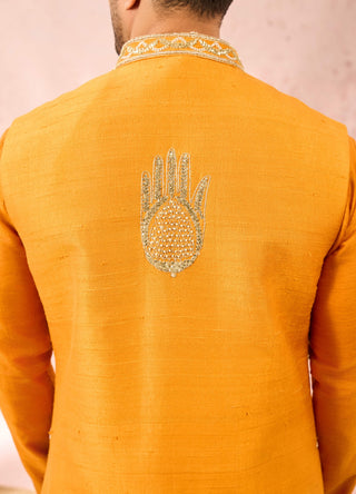 House Of Masaba Men Rust Bundi And Kurta Set available on indiaspopup