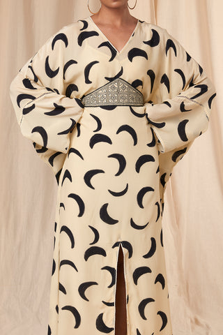 House Of Masaba-Daphne Ivory Mooncrest Kaftan Dress And Belt-INDIASPOPUP.COM
