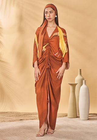 Brown feathered cinched kaftan