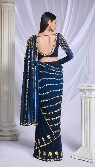 Midnight Marina Sari And Blouse by Papa Don'T Preach By Shubhika, available on Indiaspopup.com