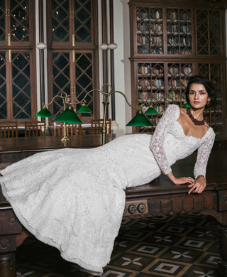 Ivory cold cut seraphina gown