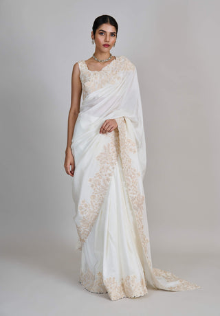Nysa ivory gold sari set