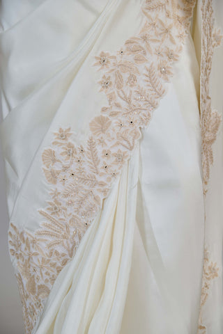 Nysa ivory gold sari set