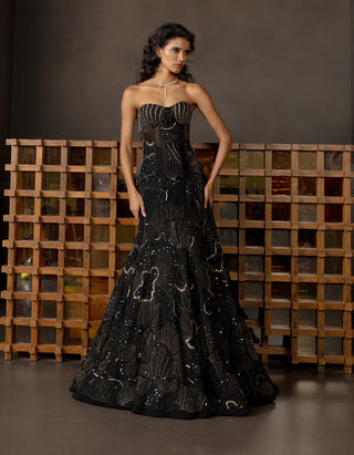 Zoelle black fishcut lehenga set