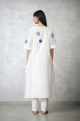 Vova cutwork applique straight cut kurta set