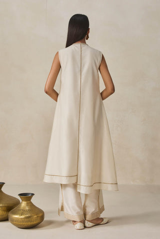 Ivory chanderi appliqué kurta with pants