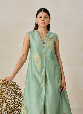Sage green chanderi appliqué kurta with pants