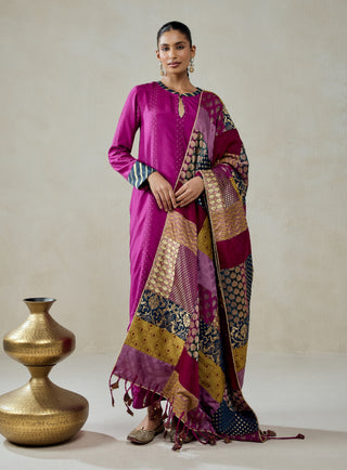 Wine kurta with brocade dupatta and salwar