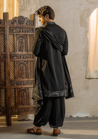 Black silk crepe kurta set with dupatta