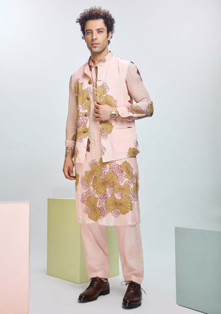 Peach Fuzz Bundi And Kurta Set by Nirmooha Men available on Indiaspopup.com