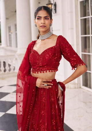 Ullas e pramod red lehenga set
