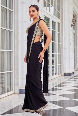 Ullasat black sari with blouse