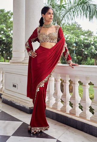 Laal harsh sari with blouse