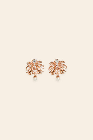 La leopard stud earrings