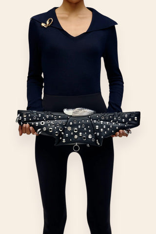 Koko noir aeronaut studded klutch