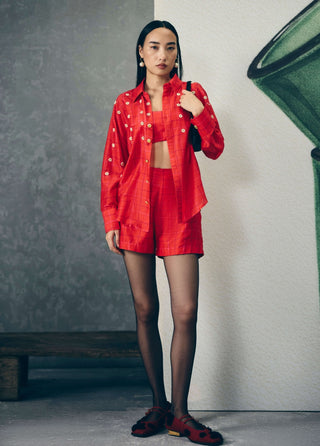 Red nori shirt with shorts and bustier