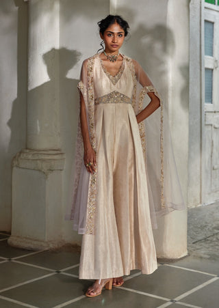 Rose tone jumpsuit and cape