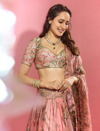 Pragya Blush Embroidered Lehenga Set by Mahima Mahajan, available on Indiaspopup.com