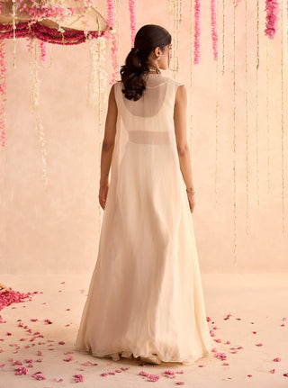 Ivory embellished choli with skirt and jacket