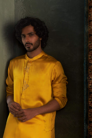 Marigold Kurta And Straight Pants by Charkhee Men available on Indiaspopup.com