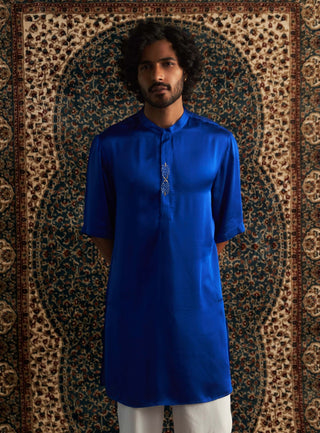 Blue Short Sleeved Kurta And Pyjamas by Charkhee Men available on Indiaspopup.com