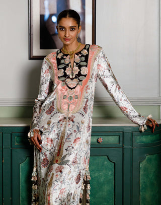 Mehuish ochre forest embroidered kaftan