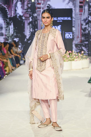 Ruksaan Blush Pink Kurta Set by Payal Singhal available on Indiaspopup