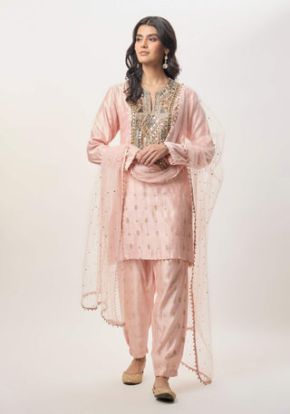 Farnaz blush pink kurta set