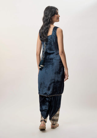 Elara navy blue velvet kurta set