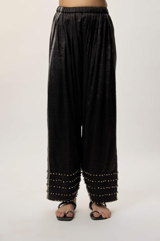 Nysa black stripe tissue kurta set