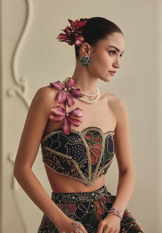 Sculpted corset and flared skirt