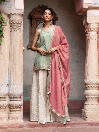 Green maheshwari paisley kurta and palazzo set