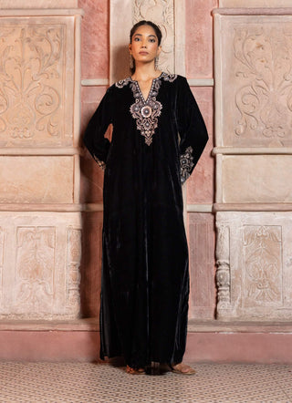 Black velvet paisley embroidered kaftan