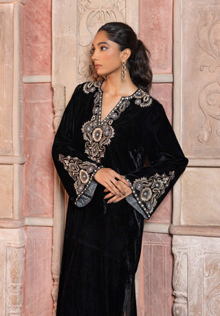 Black velvet paisley embroidered kaftan