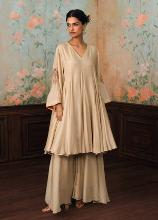Ivory genevieve kurta, pant and dupatta set