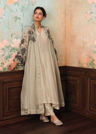 Laverna kurta, pant and jacket set