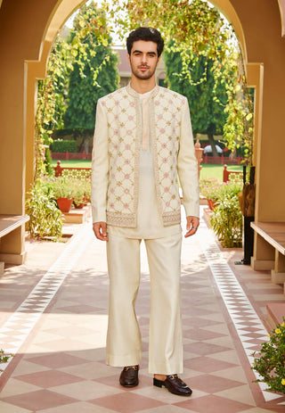 Mehr open embroidered jacket set