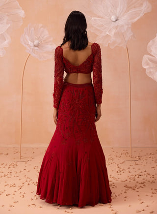 Red Fishtail Lehenga Set by Parul Gandhi available on Indiaspopup.com